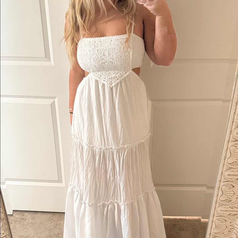 American Threads White Lace Backless Dress